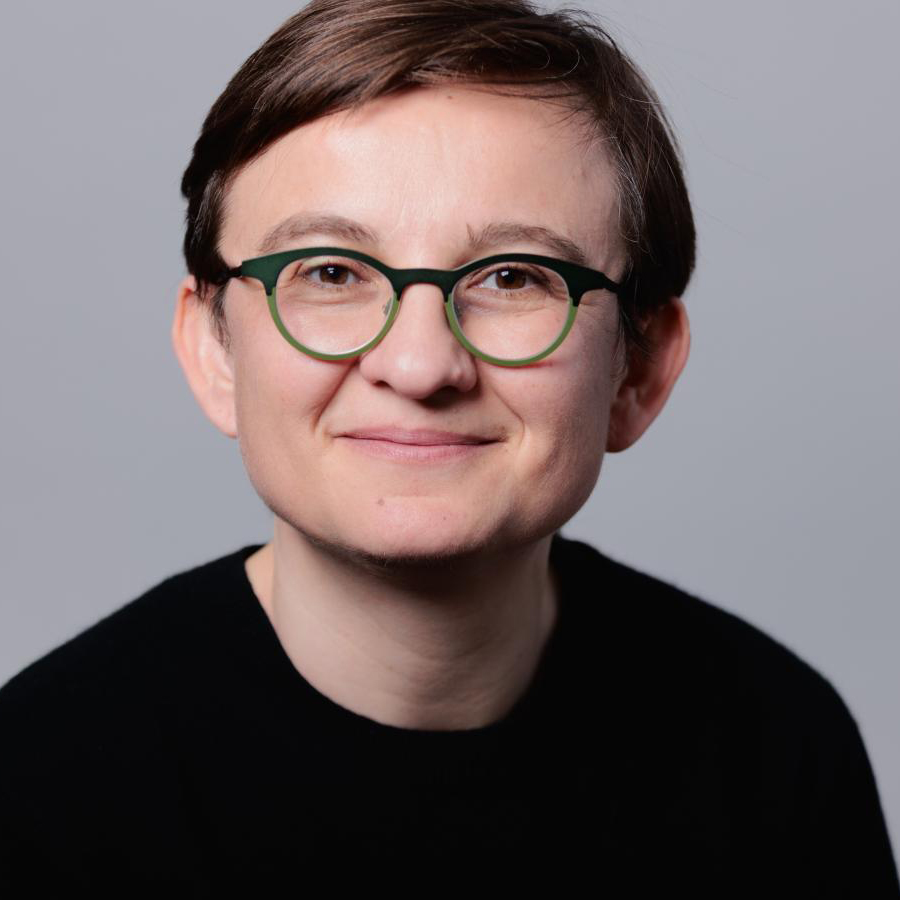 Daniela Gabor DG24